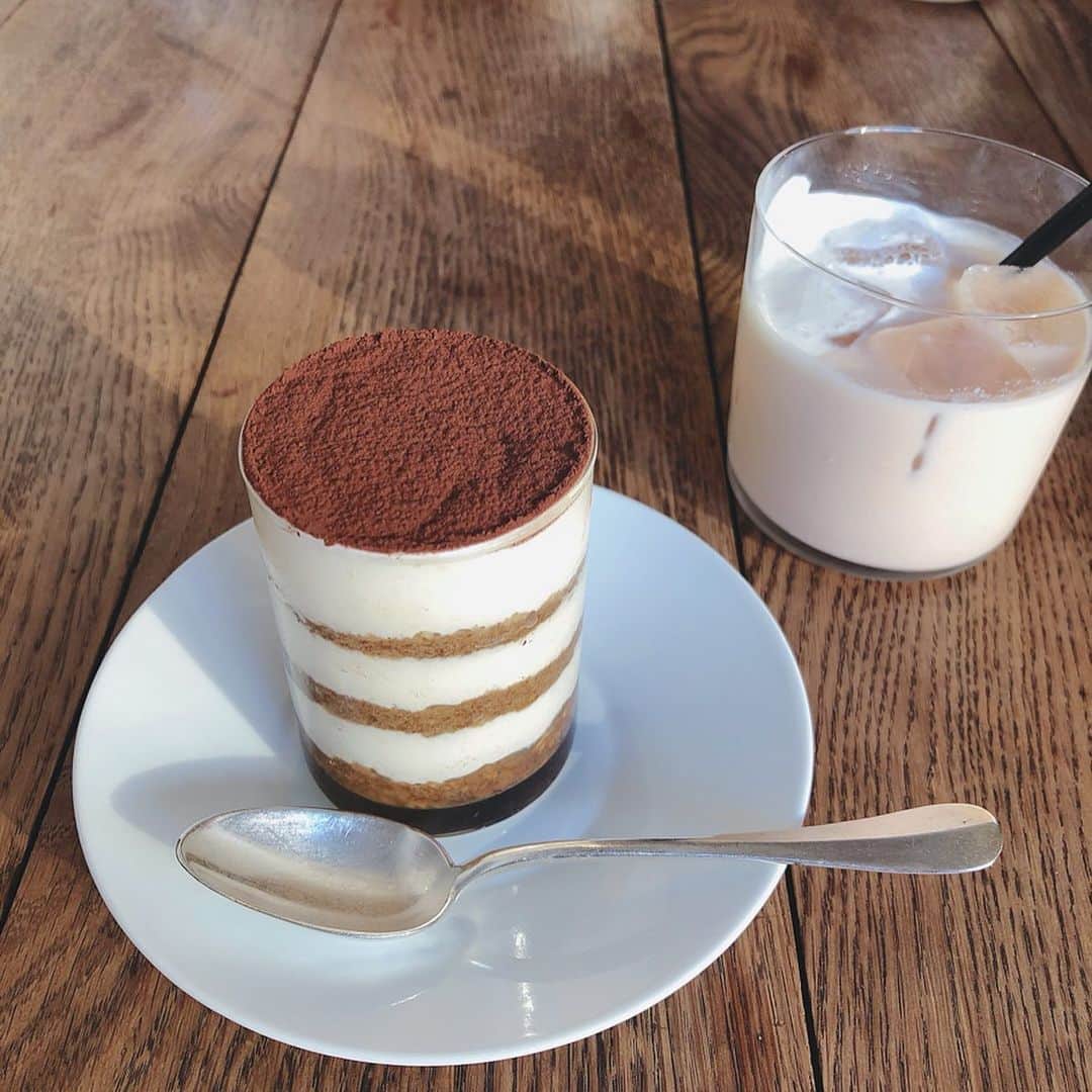 岩立沙穂のグルメインスタ