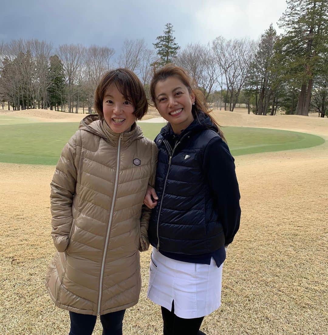 中林美和さんのインスタグラム写真 - (中林美和Instagram)「今年はゴルフがんばるぞ！⛳️💕 . シンプルなゴルフウェアも集めたいなあ。 お勧めがあったら教えて下さいね！  #golf#ゴルフ#ゴルフ部#ゴルフ女子#仲良しコンペ#ゴルフウェア#ゴルフコーデ」3月20日 9時54分 - miwanakabayashi