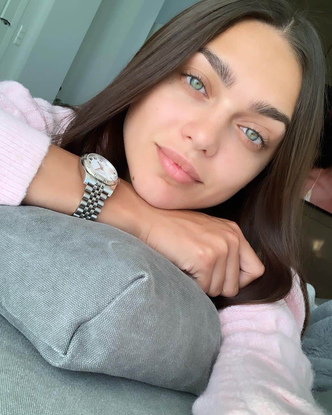 Zhenya Katavaのインスタグラム：「В Инстаграм страшно заходить . 😓」