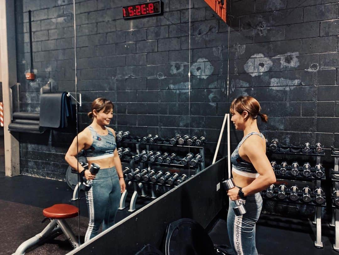 藤巻紗月のインスタグラム：「... やっぱり筋肉が呼んでる #champion #championjp #cpfu #training」