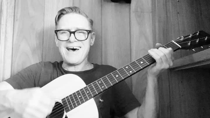 ブライアン・アダムスのインスタグラム：「ALL THINGS MUST PASS. A song by George Harrison. Thanks for the suggestions, keep them coming! #songsfromisolation #covid_19 #selfisolation」