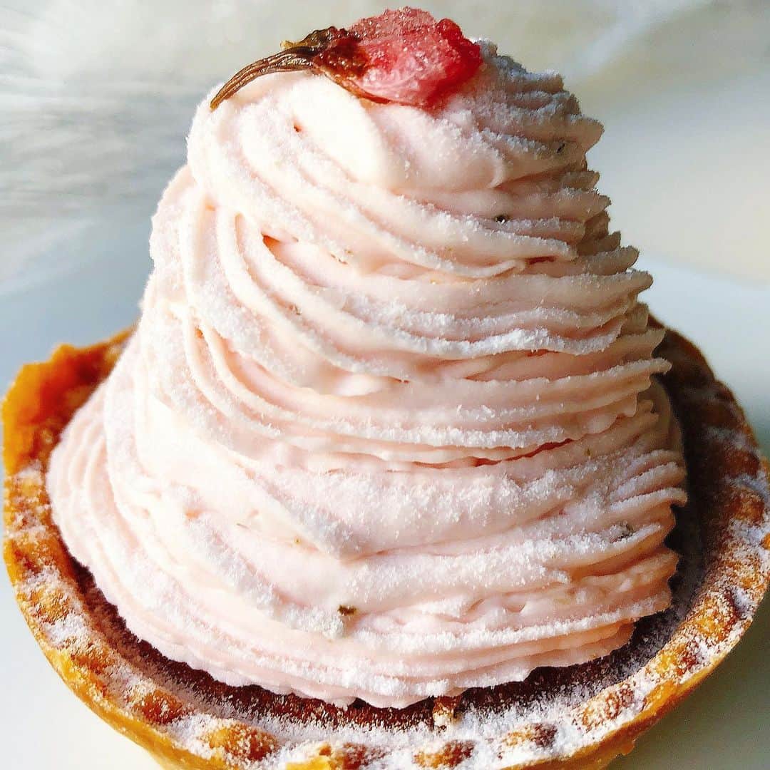 里井真由美のグルメインスタ