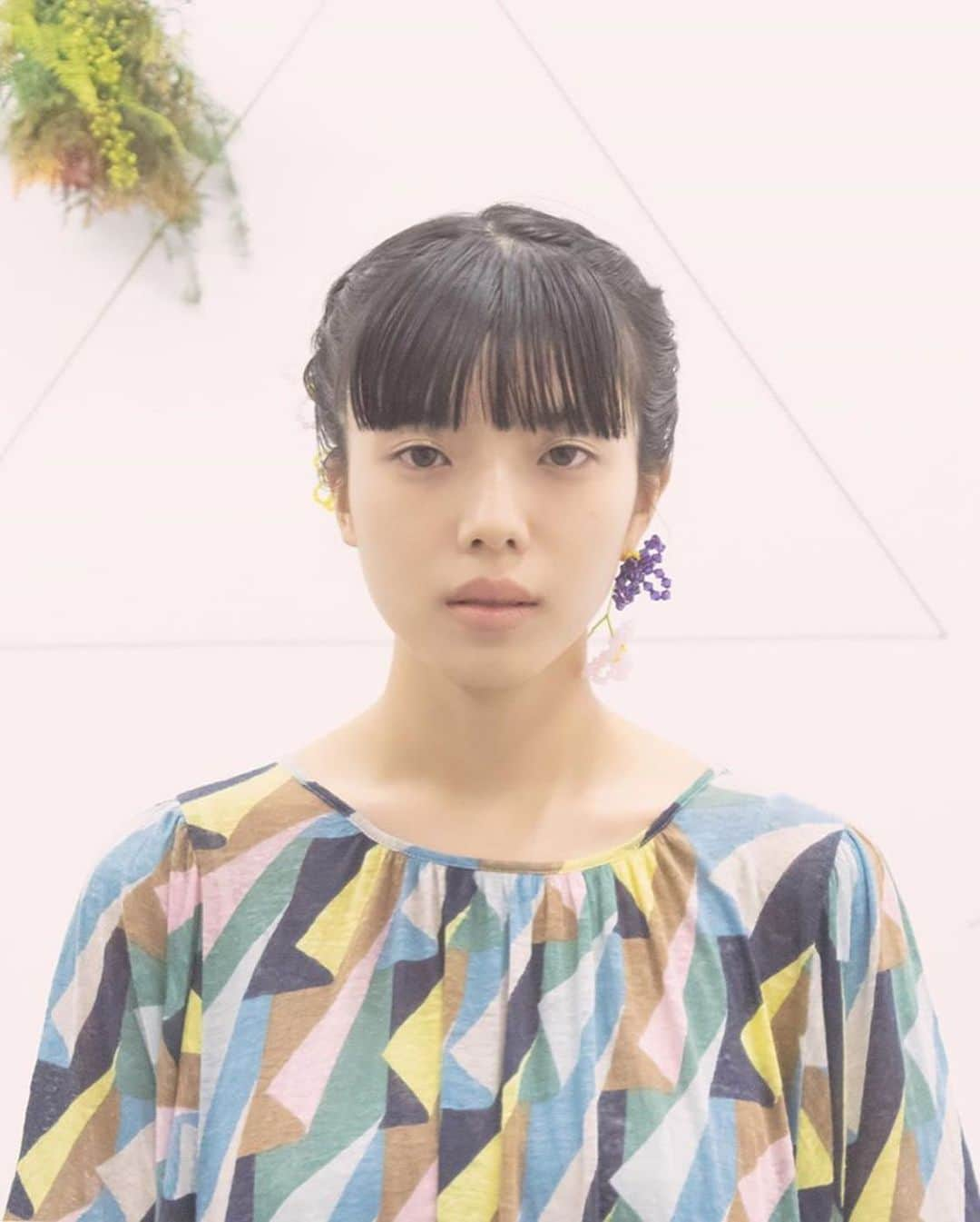 HPFRANCE　アッシュペーフランスさんのインスタグラム写真 - (HPFRANCE　アッシュペーフランスInstagram)「【Lamp harajuku】 2020 SPRING SUMMER COLLECTION FEMININE FEMINIST  model @kanekoayanodayo hair&make @yamamotorisako  photo @sgwrhrk  flower @sunroom.utopia  Styling @lampharajuku.records Akari Shirasu Direction @etsuko.yano  #lampharajuku #minaperhonen #fashion #2020ss #springfashion #newcollection #snap #styling #coordinate #feminin #hpfrance #アッシュペーフランス #howpeoplelive」3月20日 19時03分 - hpfrance_official