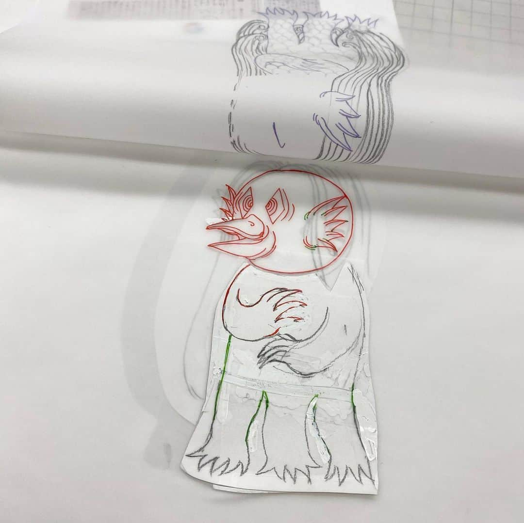 村上隆さんのインスタグラム写真 - (村上隆Instagram)「On Japanese social media, a yokai monster called Amabie  is trending. The trending started alongside the spread of COVID-19 infection and it vividly embodies our current sentiment of wanting to lean on a myth: it was said that when one copied the likeness of Amabie and looked at the drawing, one would escape an epidemic. It is with this very wish I started drawing this monster.  A single print owned the Kyoto University Library, “Higo no kuni kaichu no kai (Amabie no zu)" describes the lore of the yokai. The inscription says the following: in 1846, something was glowing nightly underwater off the coast of (what would later become) Kumamoto Prefecture. When an official went to investigate, a sea monster that called itself “Amaebi” appeared and predicted that for the next six year, the region would enjoy good harvests but at the same time, illness would spread. It advised that people copy its likeness and look at the drawing.  I’m just making a sketch right now, but I plan to create paintings and printing it on T-shirts. I’ll distribute the t-shirts to my Kaikai Kiki employees in the hopes that they will bring safety and good health to my company.  translate: @tabi_the_fat」3月20日 10時50分 - takashipom