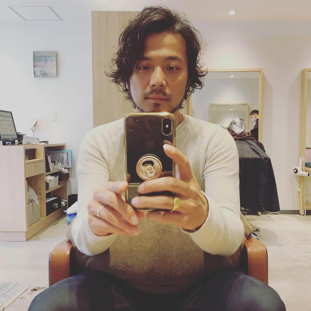 光永亮太さんのインスタグラム写真 - (光永亮太Instagram)「パーマ残して、今日は冒険せず。 軽くなった！ 7ヶ月ぶりの散髪！」3月20日 11時03分 - mitsunagaryota