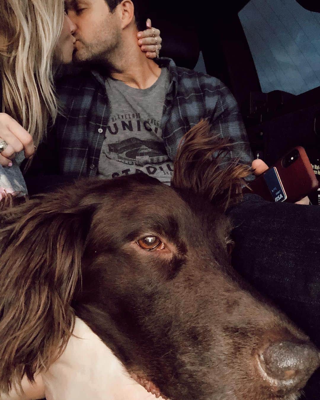 タラ・リピンスキーのインスタグラム：「“I can’t take these two anywhere. So much PDA 🙄” - Dublin」