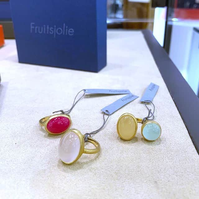 HANKYU.MODEさんのインスタグラム写真 - (HANKYU.MODEInstagram)「FRUITSJOLIE COLORED STONE COLLECTION Until 3/24 At 1F Promotion Space11 詳しくはプロフィールURLをチェック！ #Hankyu #HANKYUMODE #umedahankyu #阪急うめだ本店 #うめだ阪急 #阪急百貨店 #osaka #umeda #mode #FRUITSJOLIE #フリュイジョリ #天然石ジュエリー #平井宏幸来店」3月20日 12時31分 - hankyumode