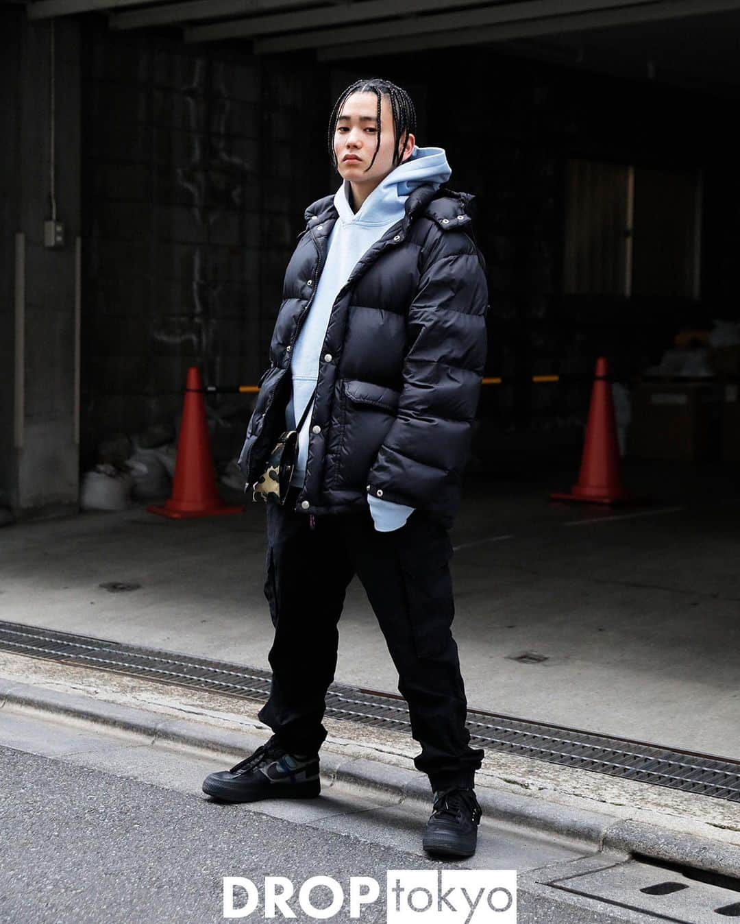 Droptokyoさんのインスタグラム写真 - (DroptokyoInstagram)「TOKYO STREET STYLES  #streetstyle#droptokyo#tokyo#japan#streetscene#streetfashion#streetwear#streetculture#fashion#ストリートファッション#fashion#コーディネート#omotesando#tokyofashion#japanfashion Photography: @fumiyahitomi @abeasamidesu」3月20日 12時48分 - drop_tokyo