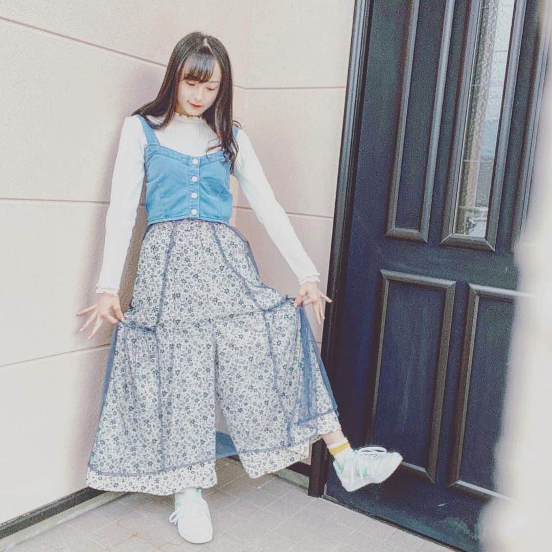 川原美咲さんのインスタグラム写真 - (川原美咲Instagram)「#fashiongram  #gu  #See-through  #シースルーワンピース  上のジーンズのは、チームBの めぐさんのお下がりです💗」3月20日 13時03分 - misaki_888_sagasaikou