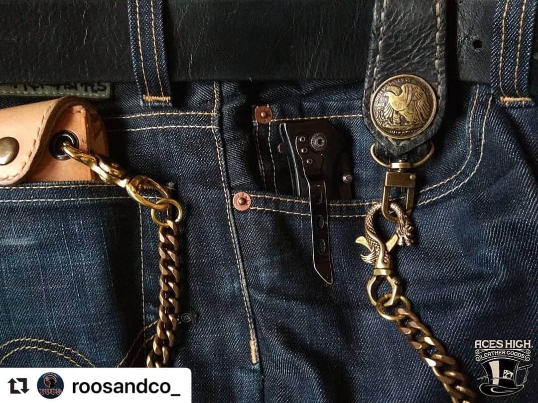 epidemic_motorsさんのインスタグラム写真 - (epidemic_motorsInstagram)「#Repost @roosandco_ ・・・ Solid Brass Wallet chain by Aces High MFG. Available in our online store now ⚡  roosandco.com ⚡ #wallet #chain #solid_brass #heavyduty #ruggedwear #selvedge #style #wear #clothing #clth #apparel #outfit #ootd #ootdmen #fashion #roos&co #aces_high」3月20日 13時20分 - epidemic_motors