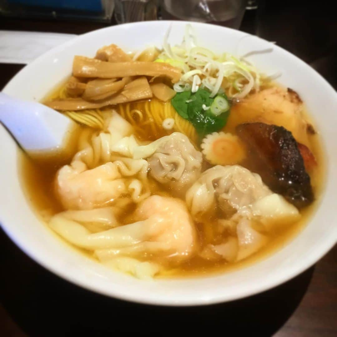 木村ひさしさんのインスタグラム写真 - (木村ひさしInstagram)「最高のおっさんの昼ごはん。 あんくるてい しなそばニコニコ #最高のおっさんのラーメン  #向井澄基準 #まーちゃんといっしょにきむらんち  #ふらくらマックス」3月20日 13時27分 - kimura.hisashi