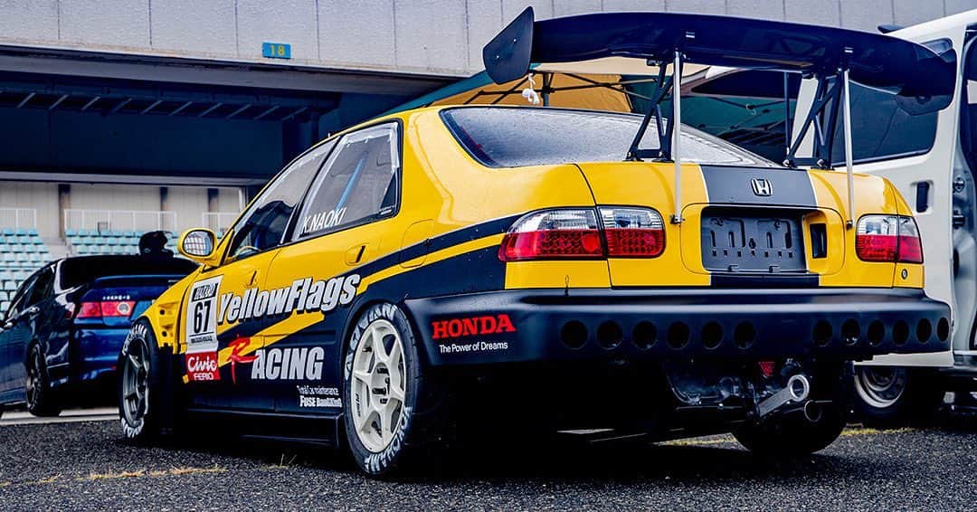 のインスタグラム：「_ Yellowflags Racing EG9 Honda CIVIC Ferio _ _ Shot on 21-Sep 2019 "HAZARD CHALLENGE CUP" at Central Circuit (Hyogo, Japan) owner: Yellowflags Racing photo: @mistbahn _ _ JP) JP) 2019年09月21日、セントラルサーキットで開催されたHCC(ハザード・チャレンジ・カップ)で撮影。 _ _ #hcc #hazardchallengecup #centralcircuit #セントラルサーキット #hazardracing #ハザードレーシング #honda #civic #hondacivic #ホンダシビック #シビック #eg9 #eg #egcivic #eg6 #ctr #civicferio #ferio #シビックフェリオ #フェリオ #yellowflagsracing #osakajdm #kanjo #kanjostyle #kanjoracer #kanjozoku #trackcar #timeattack #timeattackjapan #hondasontrack」