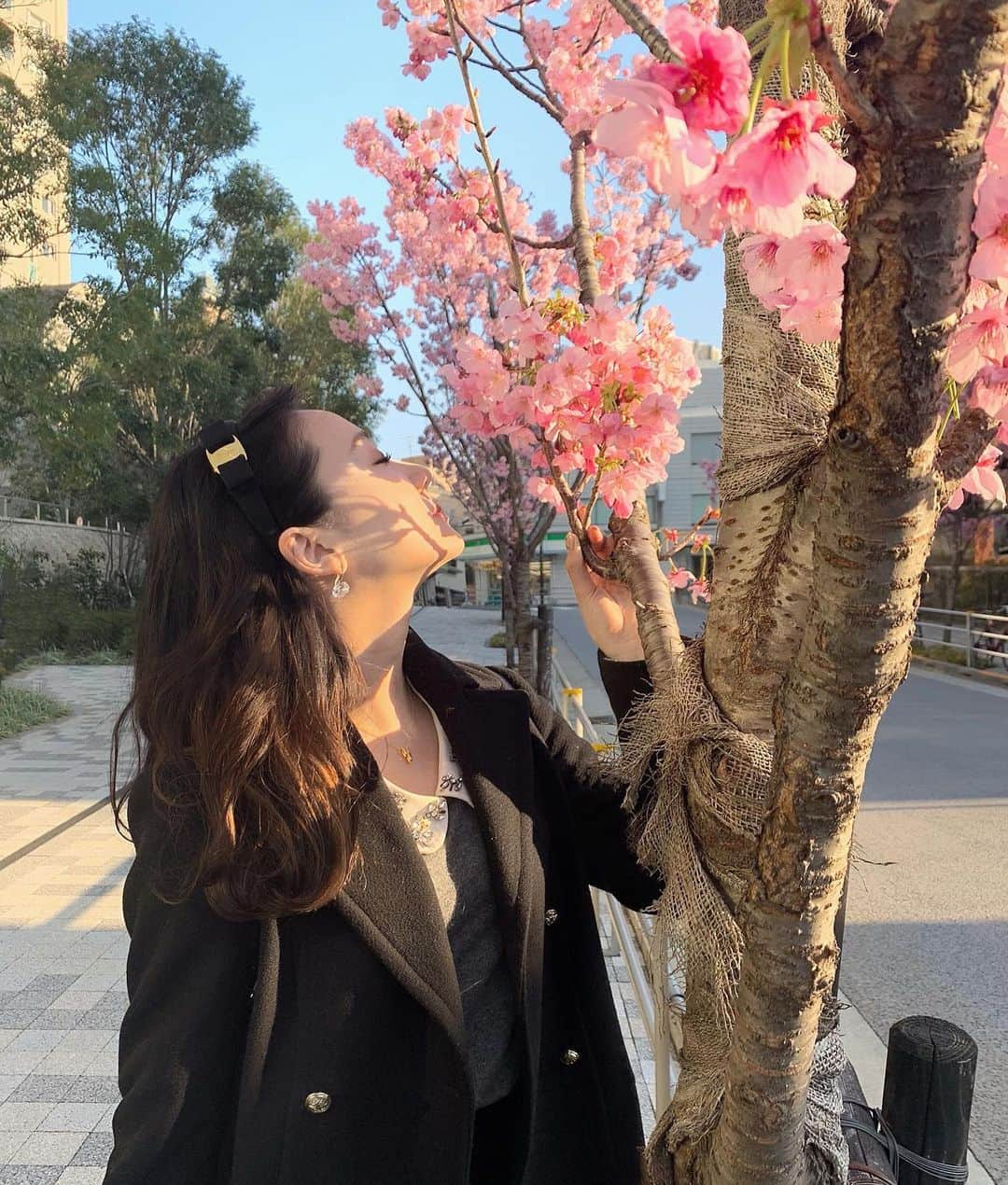 並川花連さんのインスタグラム写真 - (並川花連Instagram)「はる。見つけやすいよね春。🌸🌸🌸 . はるみーっけ🌸🌸🌸」3月20日 13時53分 - kareurn