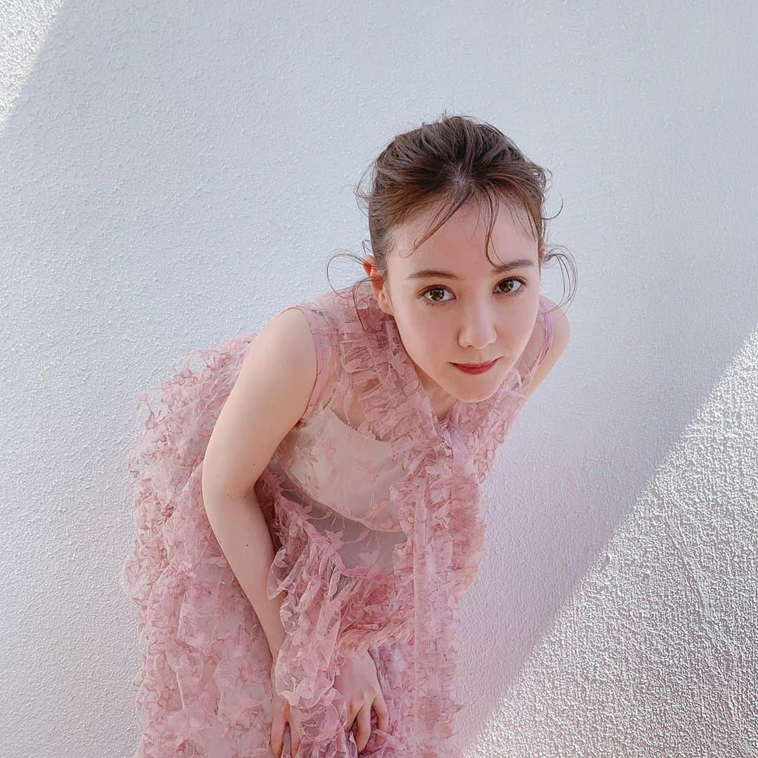 トリンドル玲奈さんのインスタグラム写真 - (トリンドル玲奈Instagram)「お衣装とメイクがかわいかった!🌸🌸🌸 ﻿ ﻿ またお知らせします☺︎ ﻿ ﻿ @yumeno_ogawa ﻿ @tokachaan @gawachin」3月20日 14時00分 - toritori0123