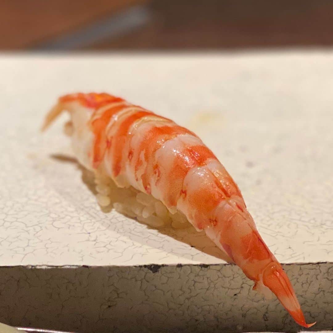 仲摩匠平さんのインスタグラム写真 - (仲摩匠平Instagram)「美味しいものを食べる夜。 ・ ・ ・ 良き。 #ご飯 #dinner #時差投稿 #広島 #魚喰いきり壮士 #寿司 #鮨屋」3月20日 14時04分 - shoheinakama