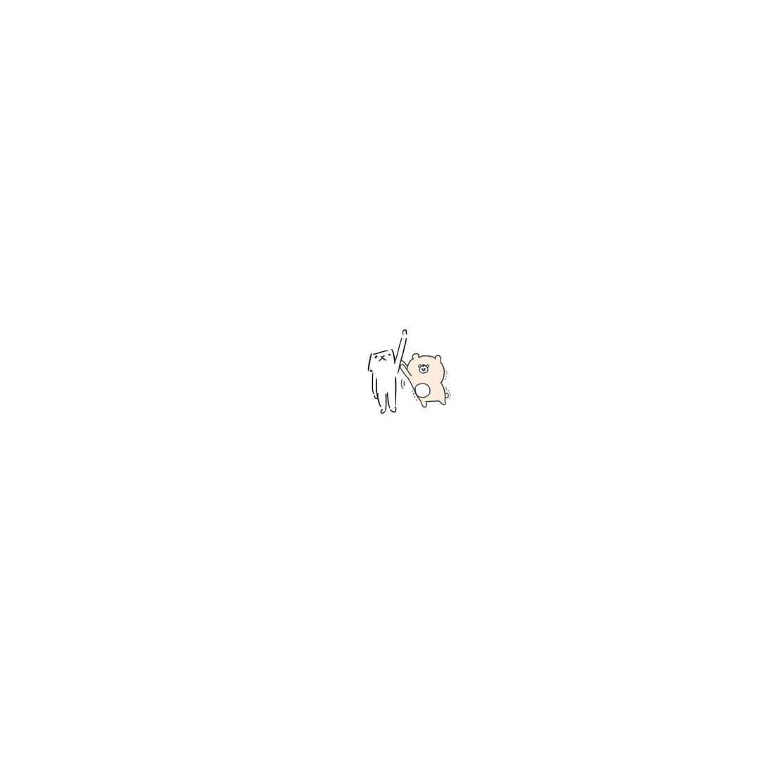 小鳥遊しほのインスタグラム：「【落書き企画2日目】昨日、芦沢ムネトくんからスタートした企画。コロナに負けない為に、イラストレーターのみんなで1枚のおっきな紙を1人1キャラクターで埋めていこう！というものです。  フテねこだけでスタートして(2枚目)今日はこまりくまが参加しました。  1日1人、知り合いのイラストレーターさんにバトンを渡していきます。まずは50人目指してます！  参加してくれる知人のクリエイターさん、募集してます。コメントかDMかLINEください。  インスタにも載せてみましたが、今回は企画の主旨的に拡散力を重視して主にTwitterで回していきます！  気になってくれた方はTwitterで毎日追ってみてください😊  #ラクガキの輪 #フテねこ #こまりくま」