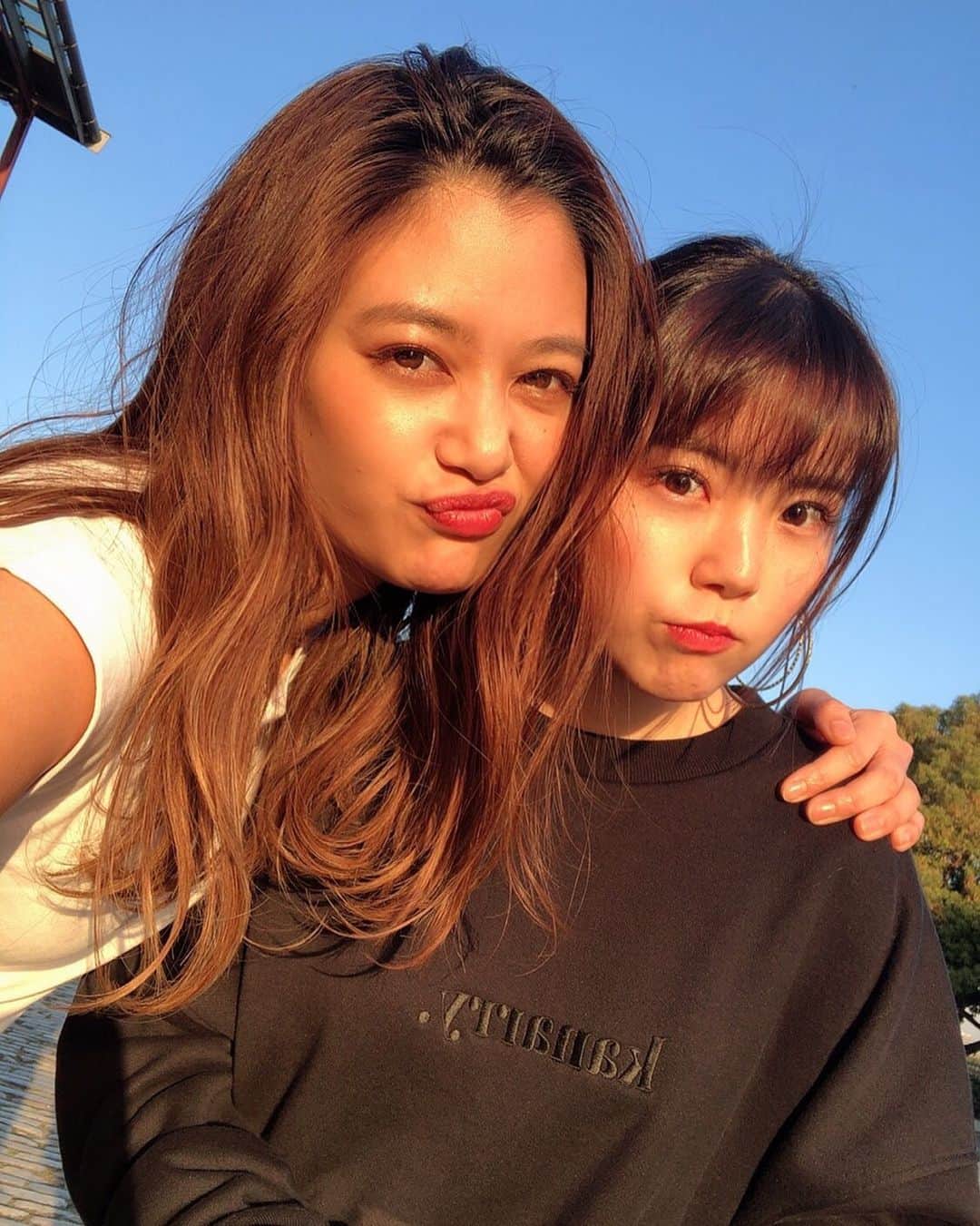 安斉奈緒美さんのインスタグラム写真 - (安斉奈緒美Instagram)「あたしの最高なオンナ友達 @kanarry__kanae  いつも日本語の使い方ほぼほぼ間違えてるけど会話の内容はポジティブハッピーおばけちゃん。  きっと毎日が大安吉日であろうほど縁起が良い子。  因みにいつもなおみちぃ〜って呼ぶのにこの日は赤レンガにいたから馬車道ぃ〜って呼ばれてました  これからもよろしく😉💓 #友達紹介」3月20日 15時06分 - naomiyogachan