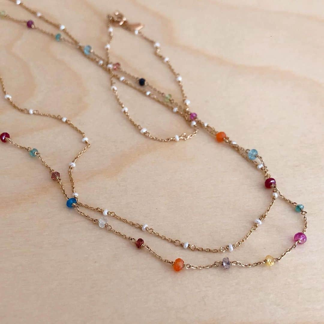 ミキアさんのインスタグラム写真 - (ミキアInstagram)「mikia k10 gold multi stone / pearl necklace & bracelet #mikia #mikiajewelry #multistone #pearl #gold #necklace #bracelet」3月20日 16時43分 - mikiajewelry