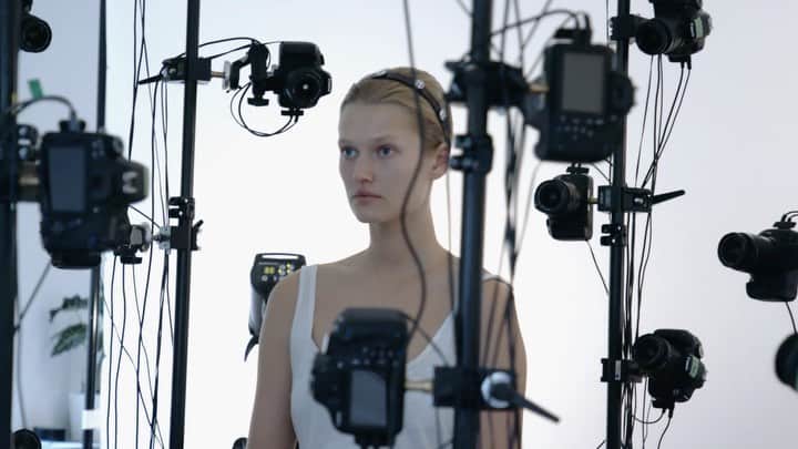 ロビン・シュルツのインスタグラム：「This is how @tonigarrn and I got scanned and became digital avatars for our animated music video saga. 🎥 “In Your Eyes (feat. Alida)” & “Rather Be Alone (feat. Nick Martin & Sam Martin)” @a.current.state @mimic_productions [link in bio]」