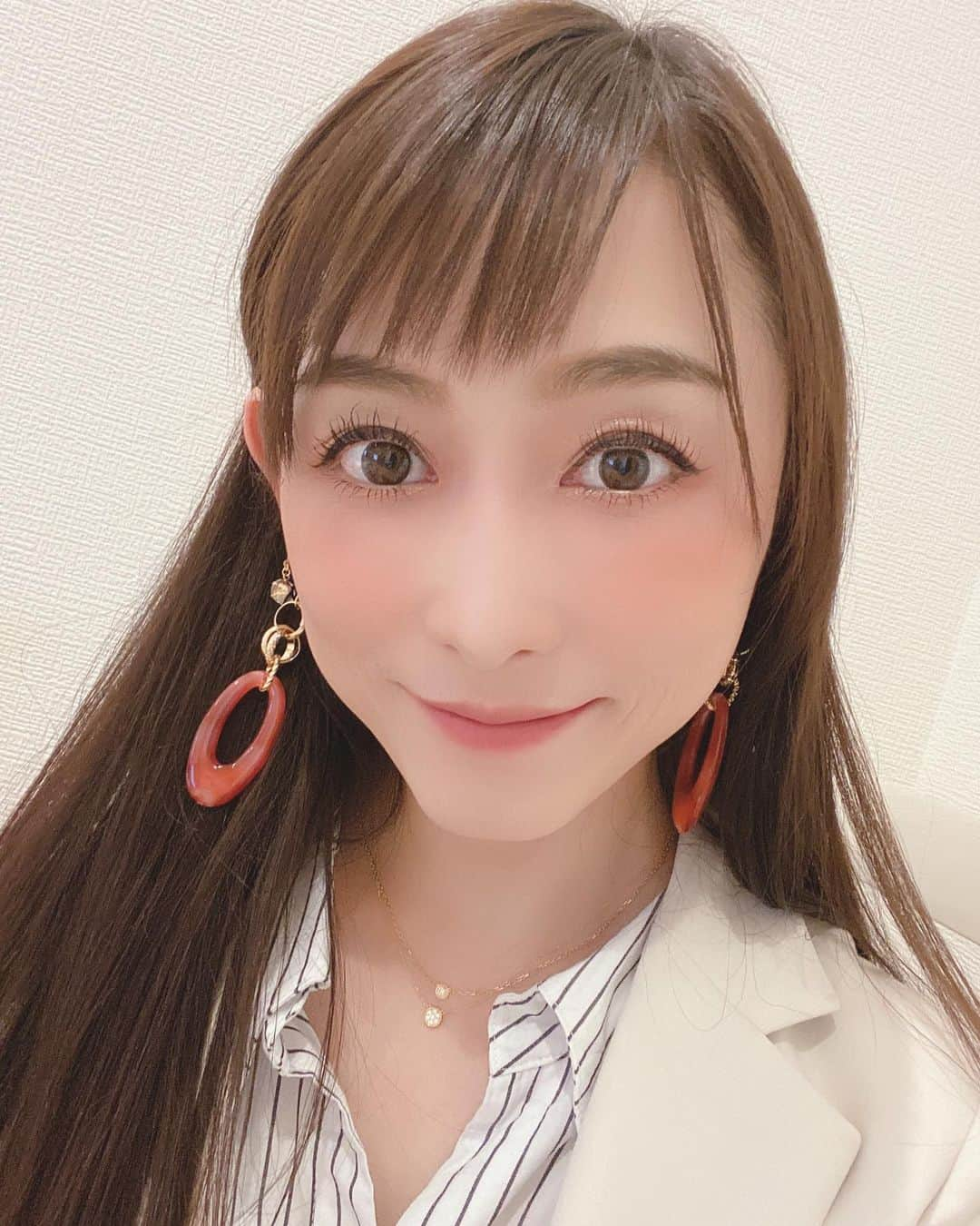 杏さゆりさんのインスタグラム写真 - (杏さゆりInstagram)「本日19時からクロスFMで公開生放送お待ちしております😊❤️✨ 渋谷ニトリ横だょ✨ . たのしみ〜💕💕💕 . #クロスFM #クロスfmラジオ出演  #杏さゆり　#SayuriAnzu」3月20日 17時16分 - anzu_sayuri_official