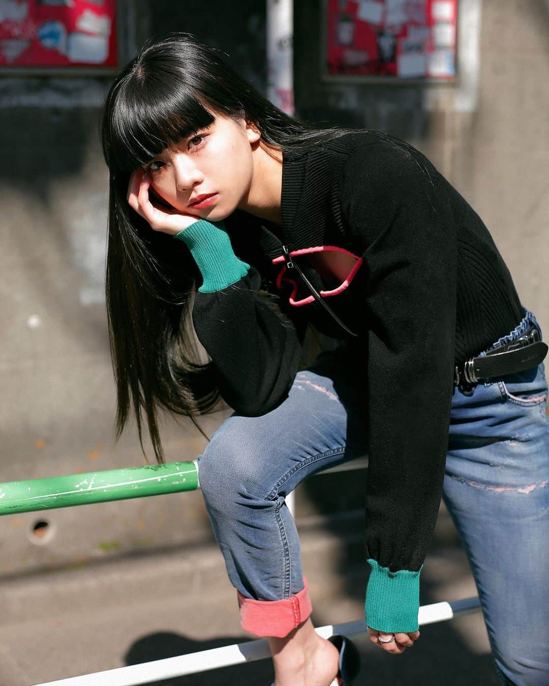 Droptokyoさんのインスタグラム写真 - (DroptokyoInstagram)「TOKYO STREET STYLE Name: @hina_faky  Top: @diesel  Pants: @diesel  Shoes: @diesel  #dieseldenim#SpreadTheColor#PR #droptokyo#tokyo#japan#streetscene#streetfashion#streetwear#streetculture#fashion Photography: @kyoheihattori」3月20日 18時01分 - drop_tokyo