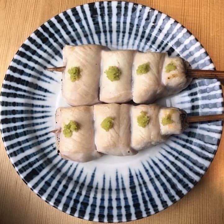 カッシーワお初天神さんのインスタグラム写真 - (カッシーワお初天神Instagram)「ささみの白焼きは、まるでマシュマロの食感⁉️必食ですよ〜🐓 本日もお待ちしております👍 . . . #ささみ  #cassiwa #カッシーワ #大阪 #大阪肉 #焼き鳥 #大阪ワイン #大阪グルメ #梅田グルメ #かっぱ横丁 #大阪女子会 #大阪焼き鳥 #大阪日本酒 #つくね #料理写真 #料理 #食べ歩き #美味しい #foodie #foodstagram #instagood #食べログ #グルメ好きな人と繋がりたい #グルメ #寿司 #梅田ディナー #梅田デート #梅田ごはん #homelife_大阪」3月20日 18時13分 - cassiwa_ohatsu