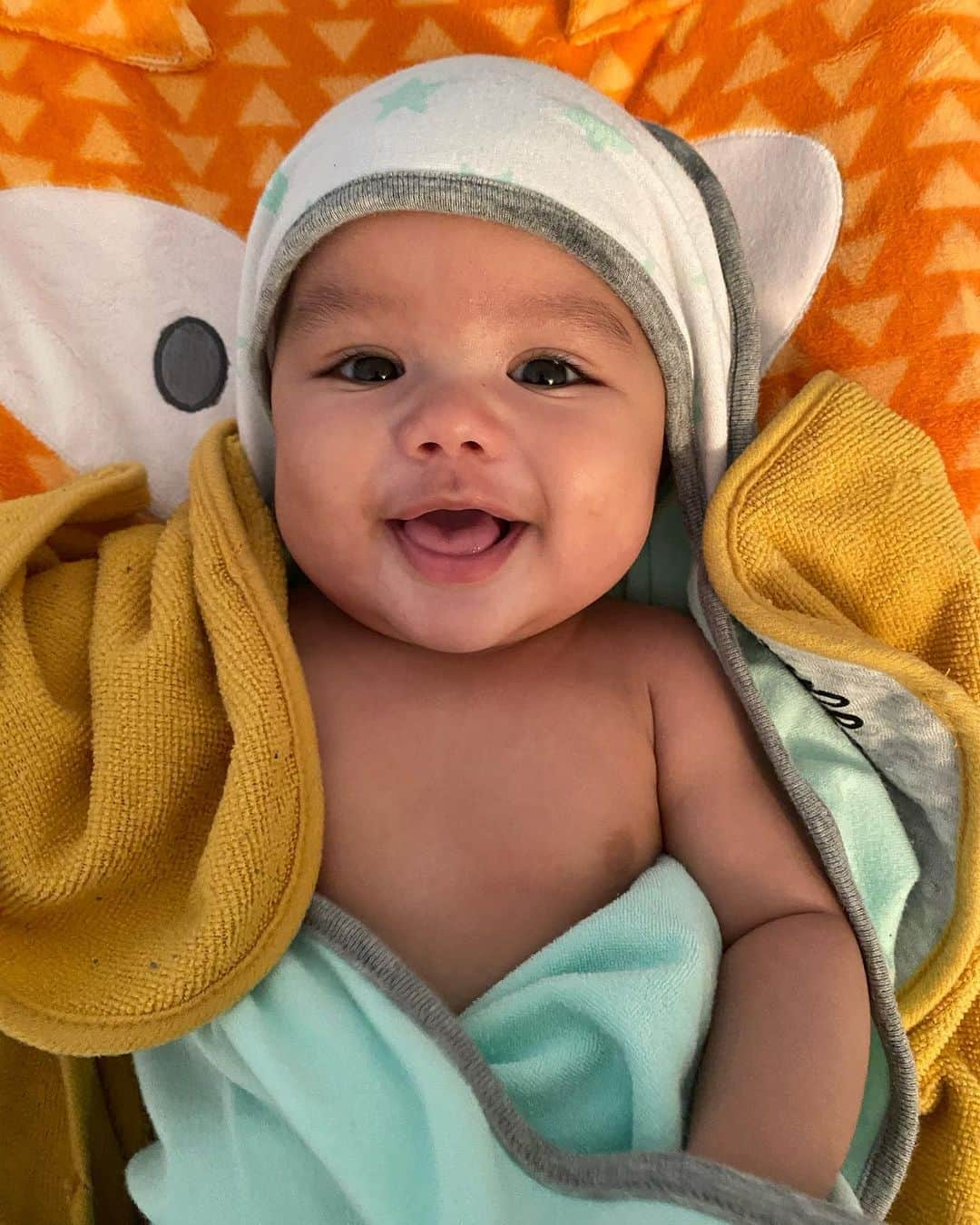 アンバー・ローズさんのインスタグラム写真 - (アンバー・ローズInstagram)「Our Happy Boy 👶🏽🥰❤️#slashelectric」3月21日 4時02分 - amberrose