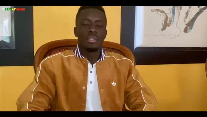 シェイフ・クヤテのインスタグラム：「Lutte contre le COVID19. #coronavirusout #pleasestaysafeeveryone  #stayathome🙌🏿🙏🏿 @kkoulibaly26 @iganagueye @fsfofficielle  #Alhamdoulilahforeverything🙌🏿」