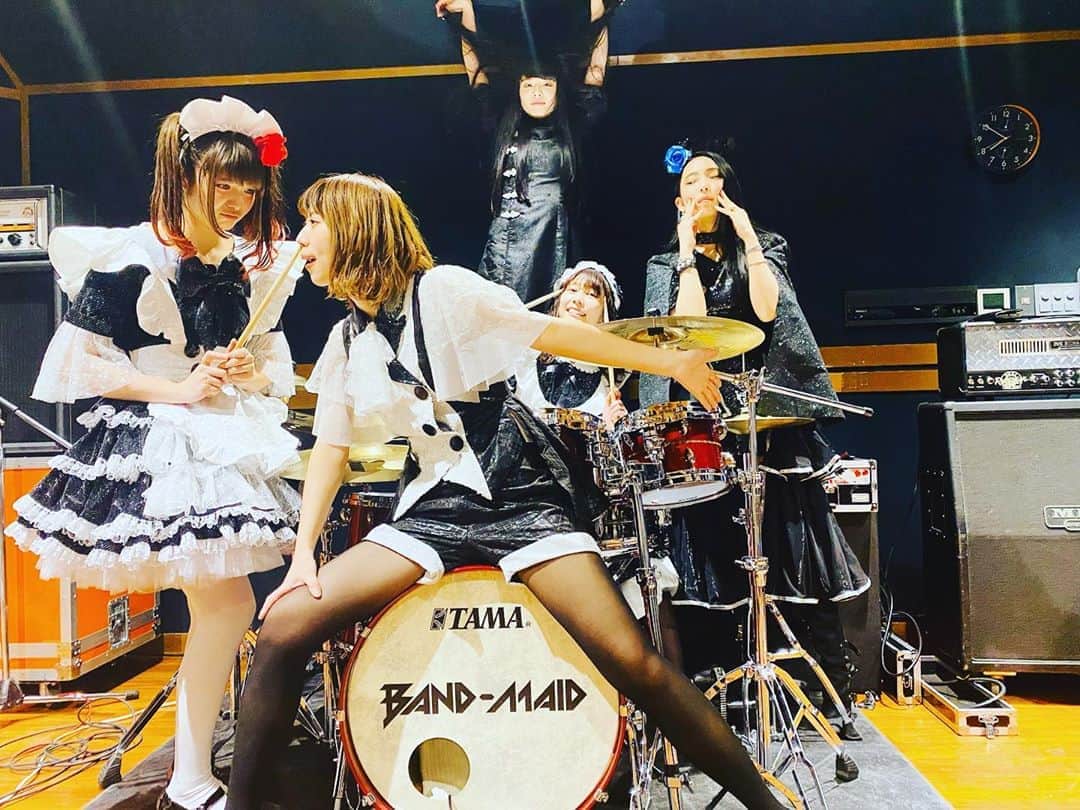 BAND-MAIDさんのインスタグラム写真 - (BAND-MAIDInstagram)「"BAND-MAID LIVE BROADCAST" Thanks for watching🔥 #bandmaid」3月20日 21時10分 - bandmaid.jp
