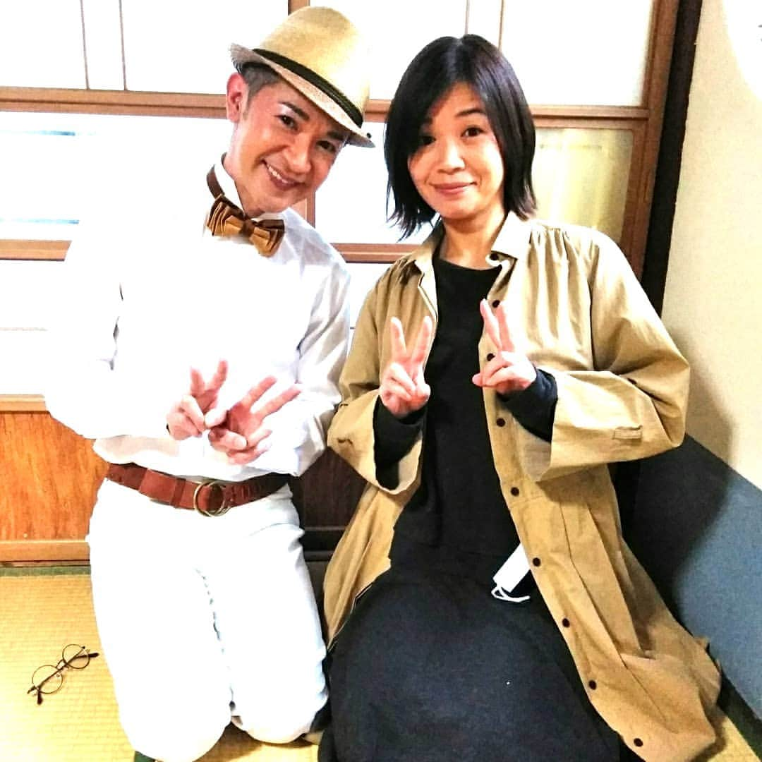 山咲トオルさんのインスタグラム写真 - (山咲トオルInstagram)「#女性芸人 さんとして(^-^) 私が#大久保佳代子 さんを好きな理由は。 女性の#深層心理 (#女の本音 )や、欲望などをサラッと言ってしまっても、全く嫌味を感じず。 お茶の間の同性から「よく言ってくれました！」的な称賛さえ浴びる所。 また、相手が、どなただろうが媚びていない所が頼もしくも思えたりするのです。 しかし、狙った獲物には猛突進をしそうなハラハラさせる#女の子らしさ を持ち合わせている様な気がして、テレビを見ていても#飽きが来ない んです。  #山咲トオル #toruyamazaki」3月20日 21時59分 - yamazakitoru_official