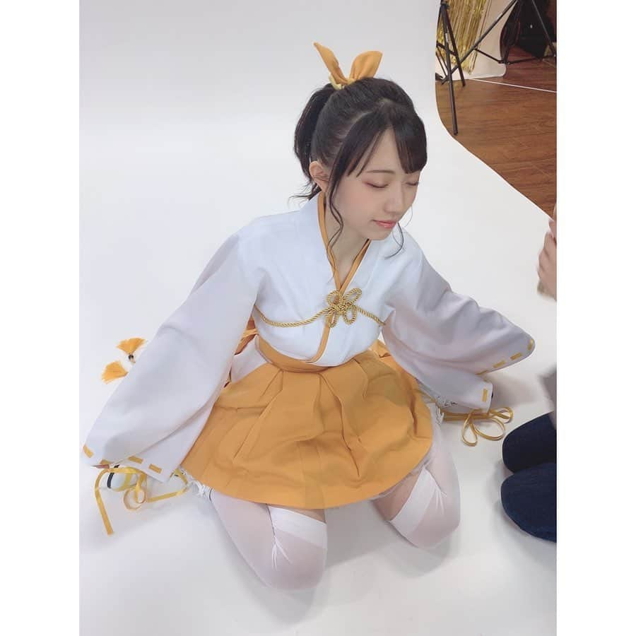 鳴海寿莉亜さんのインスタグラム写真 - (鳴海寿莉亜Instagram)「⛩🧡✨ 巫女の眞子美です☺️ ・ ・ ・ #7st_起源 #ナナステ #眞子美 #巫女 #ビジュアル #舞台 #衣装が可愛すぎる #ポニーテール #japanese #idol #followme #instagood #actress #shrinemaiden #무녀 #아이돌 #좋아요 #셀카 #고마워요 #팔로우미 #좋아요꾸욱 #happy」3月20日 22時46分 - juria_narumi.official