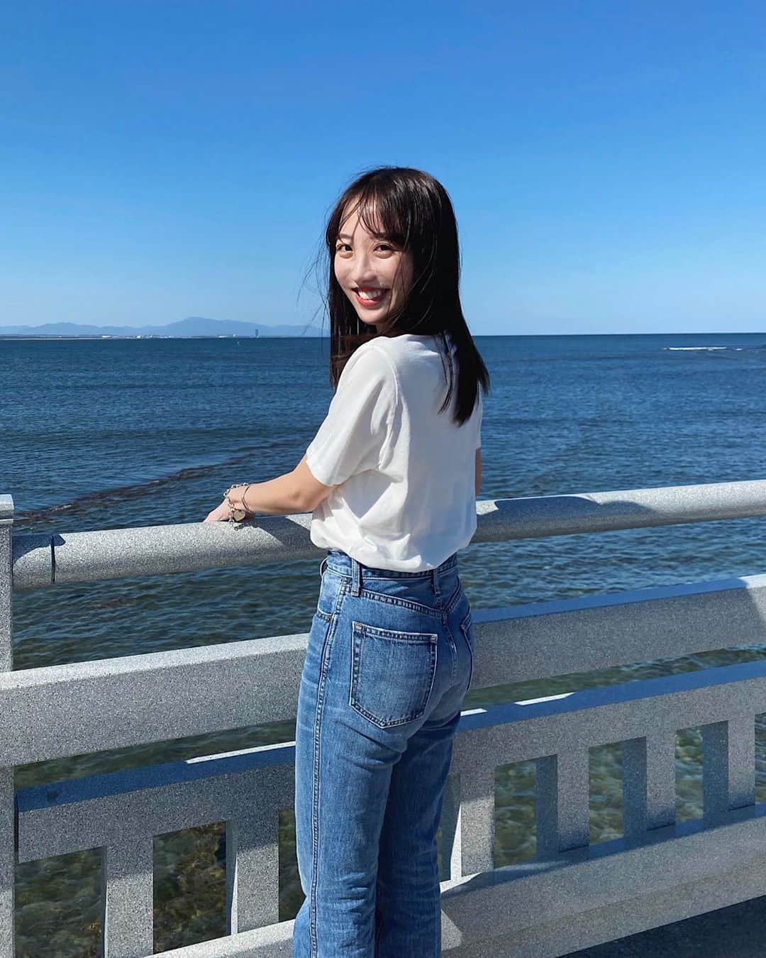 大野真昂のインスタグラム：「☺︎ ・ ~ 宮崎まで1泊でプチ旅行❤︎ ~ ・ 海の上の橋渡って青島神社まで😛⛩ 暖かくて南国感が好きです。🌴 ・ #宮崎 #九州 #宮崎旅行 #九州旅行 #プチ旅行 #青島 #青島神社 #弥生橋 #神社 #海」
