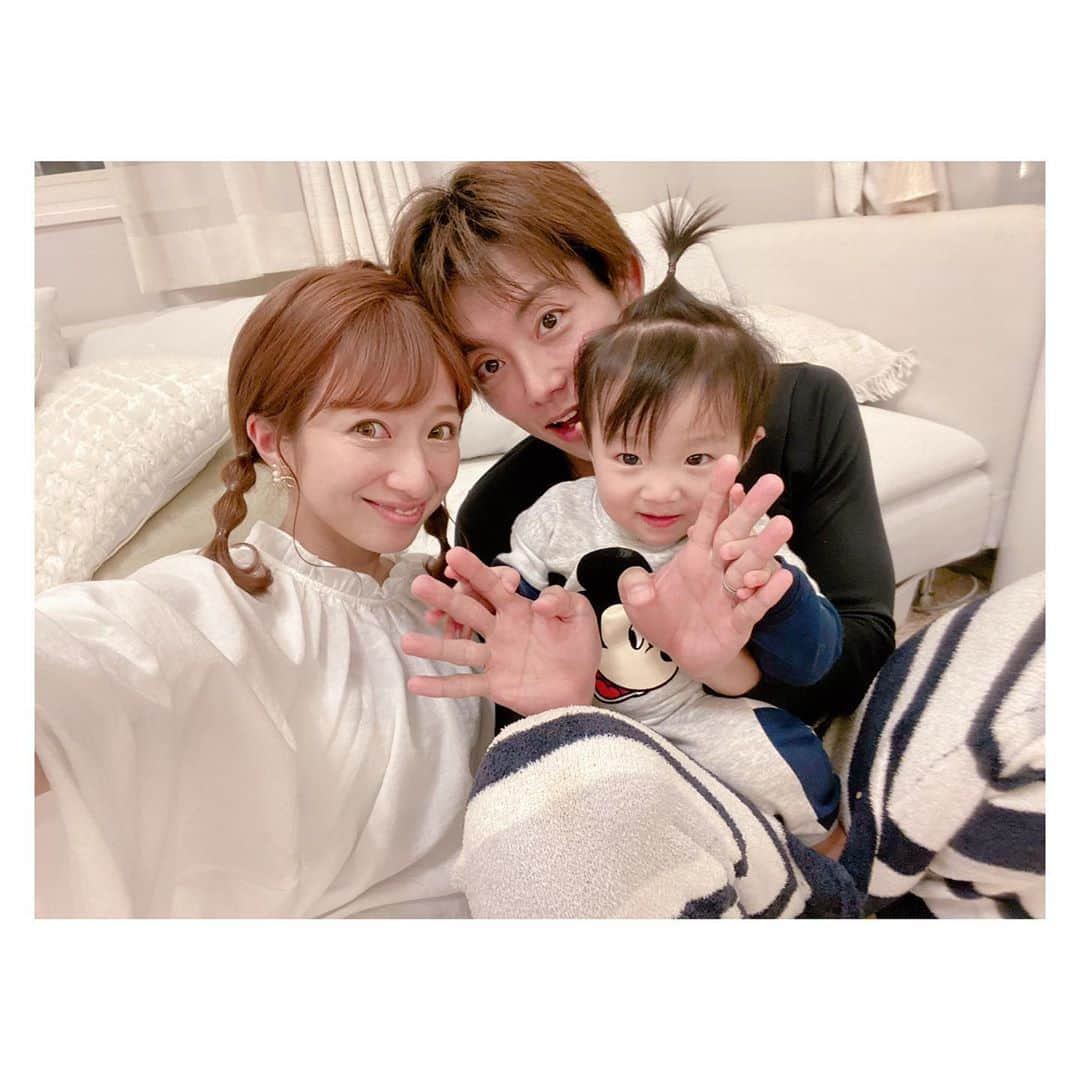 辻希美さんのインスタグラム写真 - (辻希美Instagram)「👱🏻‍♀️👶👱🏼‍♂️💕" #今日の私達 #👱🏻‍♀️👶👱🏼‍♂️」3月20日 23時07分 - tsujinozomi_official