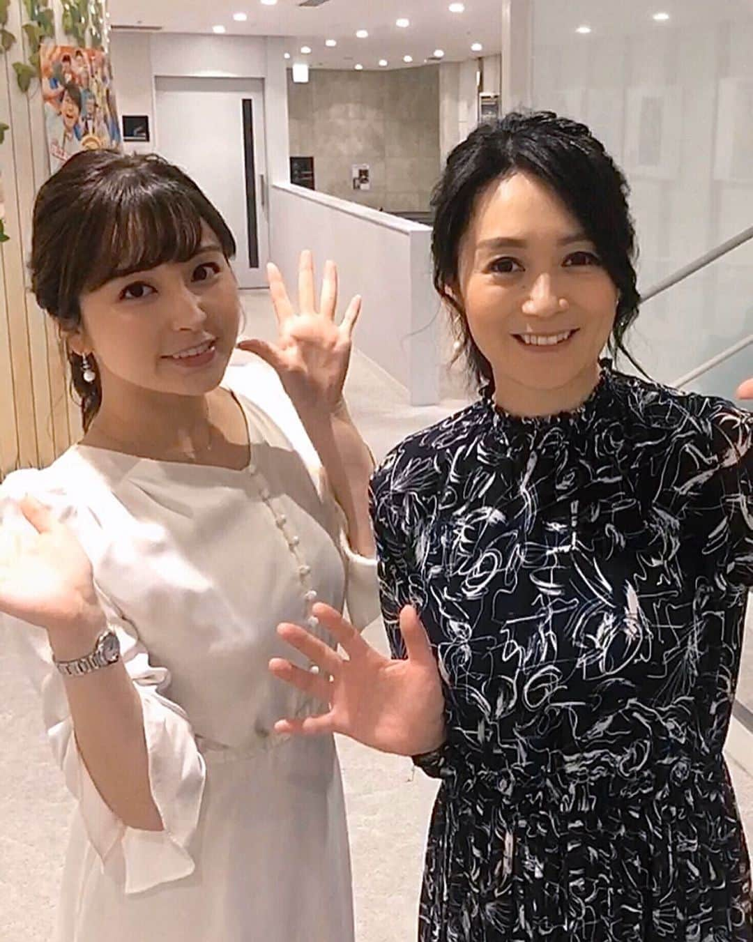 角谷暁子さんのインスタグラム写真 - (角谷暁子Instagram)「あすの日経プラス10サタデーニュースの疑問、担当します。 先週は水原姉さまと、ワンピース×ポニーテールがおそろいでした。 水原さんのような大人になりたいといつも思います☺️ #日経プラス10サタデー  #ニュースの疑問」3月20日 23時59分 - kadoya_akiko