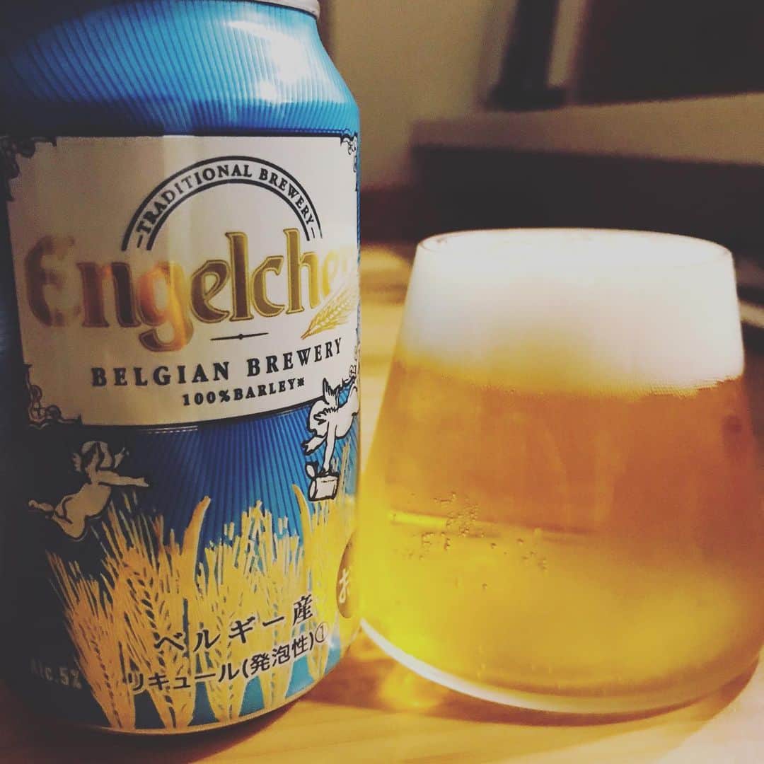 堀井亮佑のインスタグラム：「ベルギー産の第3のビール、エンゲルヒュン。100円ちょいでこのクオリティはやばい！ホワイトベルグに近いかな。いやーベルギー凄いんだねやっぱり#beer #堀井ビールログ」