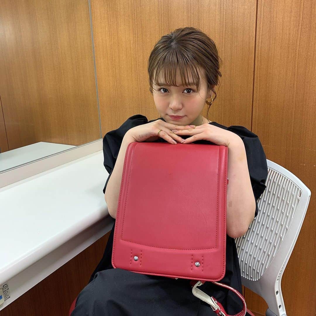 purenudisthost|i6.pixs.ru 13k" TBS「ビジネスクリック」さんのインスタグラム写真 - (TBS「ビジネスクリック」Instagram)「3月21日はランドセルの日🎒  入学前、この時期に購入したの思い出しますね…👧🏻🎀 皆さんはランドセルにどんな思い出がありますか💭？ #井口綾子 #ビジネスクリック  #ビジクリ ...