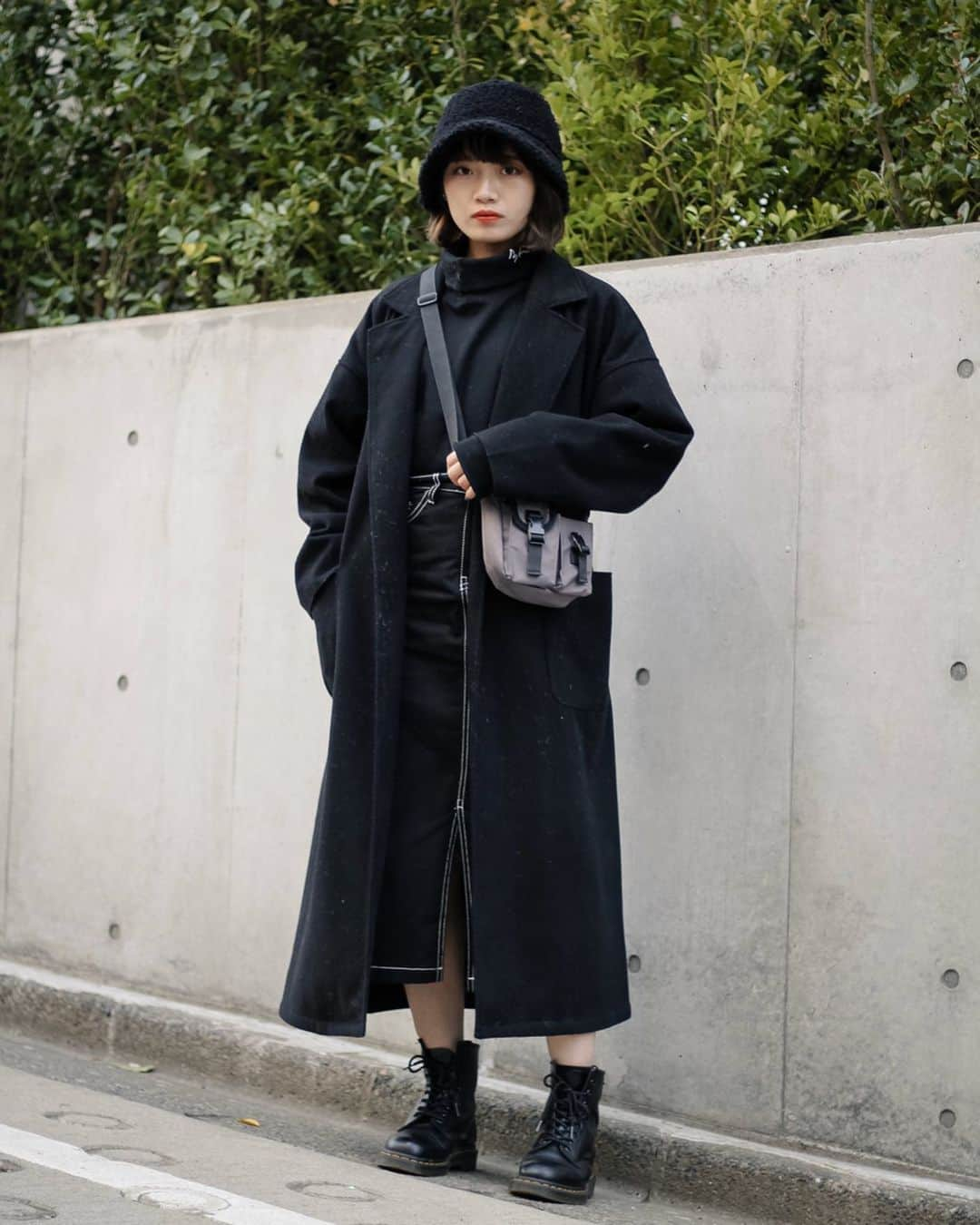 Fashionsnap.comさんのインスタグラム写真 - (Fashionsnap.comInstagram)「【#スナップ_fs】 Name：Rina Occupation：学生 Shirt #astra Shoes #DrMartens  #fashionsnap #fashionsnap_women」2月26日 12時00分 - fashionsnapcom