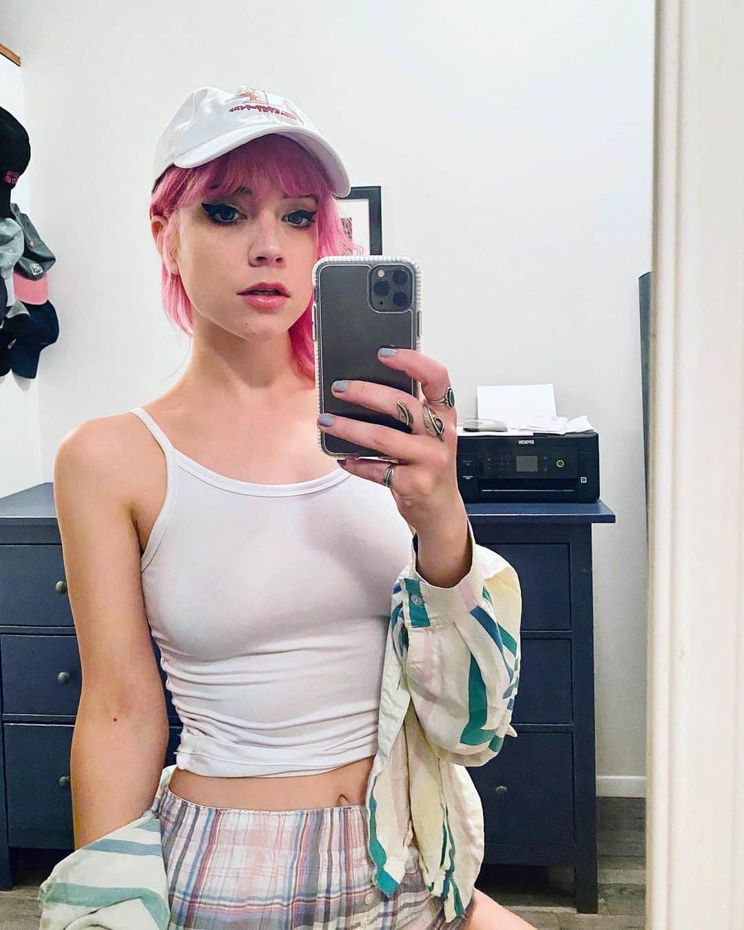 Computer Magicのインスタグラム：「not a wig」