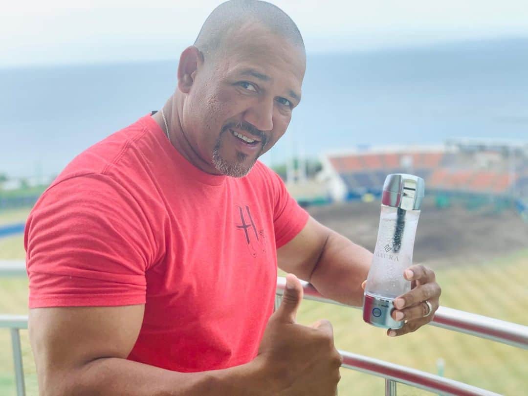 のインスタグラム：「Refreshing morning #drinking #hydrogenwater #thanks #gaurajapan #gaurausa for your #wonderful #support」