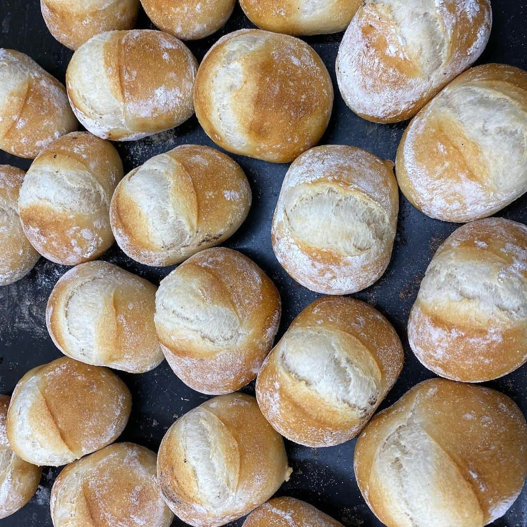 魔女菅原のグルメインスタ