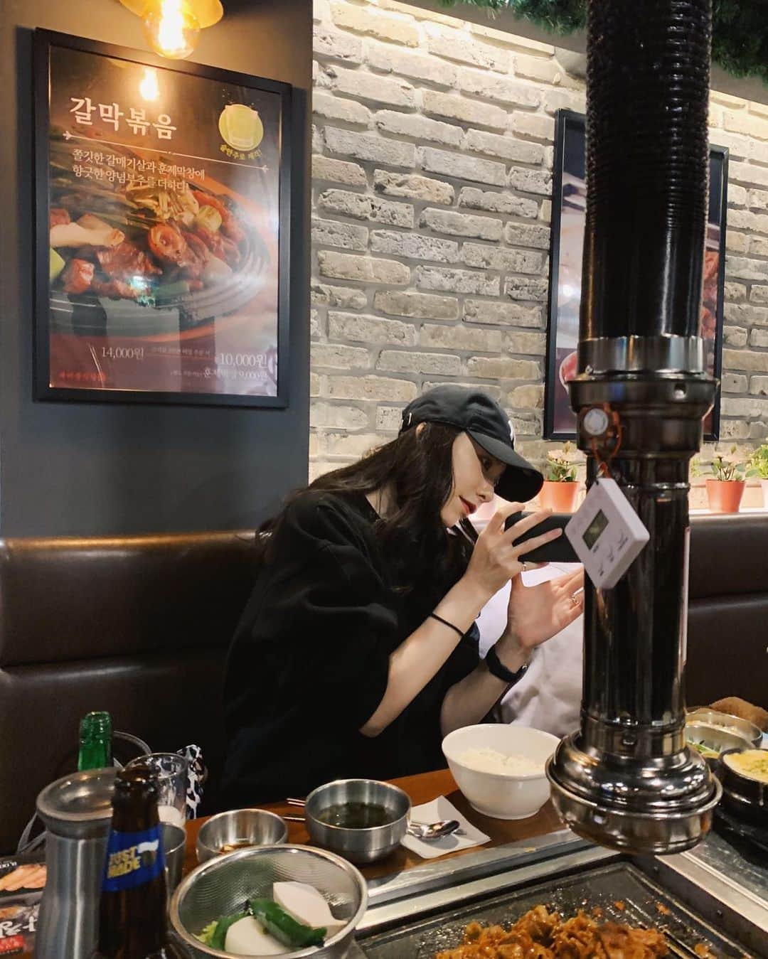 留奥麻依子さんのインスタグラム写真 - (留奥麻依子Instagram)「美味しいご飯を沢山食べましょう🙏🏻 맛있는거 많이 드세요~ #韓国ご飯」2月26日 20時45分 - _emu0205_