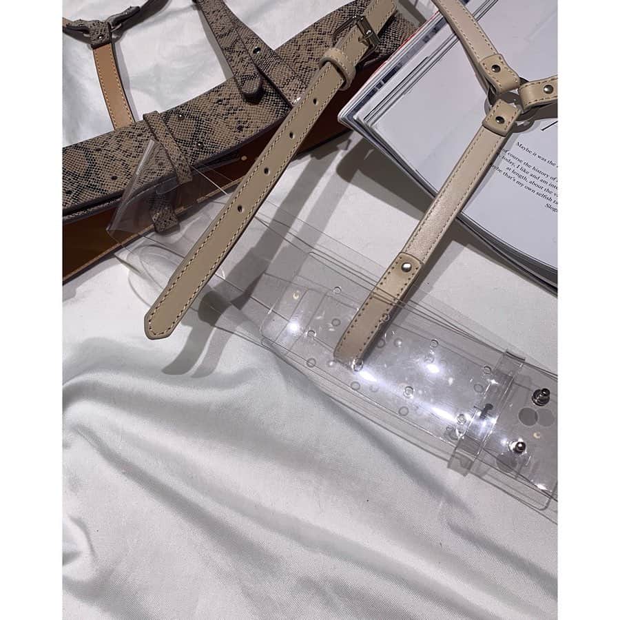 のインスタグラム：「PICK ITEM ♥ ・ ・ (左) PYTHON SLENDER BELT HARNESS ¥12,000 (+tax) ・ ・ (右) CLEAR SLENDER BELT HARNESS ¥9,000 (+tax) ・ ・ #ameri #amerivintage #アメリ #アメリヴィンテージ  #ベルト #BELT  #ハーネス #HARNESS #SS #spring #shinjuku #lumine2 #ameri新宿」
