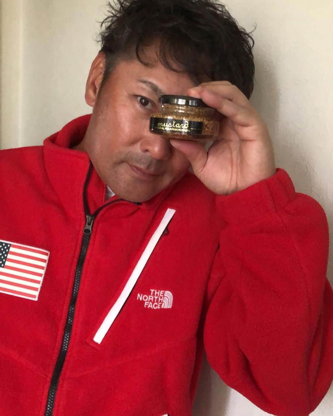元木大介のインスタグラム：「美容院行ったら めちゃくちゃ美味しいマスタード✨ くれました〜〜ツブがデカい… @supremenewyork 👔 #元木の一言  #元木大介 #日本 #japan #プロ野球 #野球 #読売ジャイアンツ #ジャイアンツ #巨人 #giants #baseball」