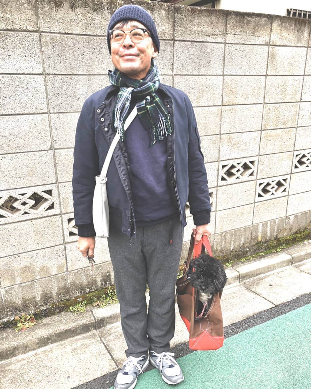 光石研のインスタグラム：「グリグリのお散歩。トートバックの中だけど✌️ 【by 光石】」