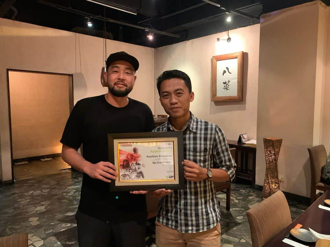 山下訓広のインスタグラム：「I donated for school reconstruction to ACT INDONESIA. I hope the kids can go to school as soon as possible.  洪水災害により学校に行けない子供達のために学校復興のための寄付させていただきました。 1日も早く子供達が学校に行ける事を願っています。」