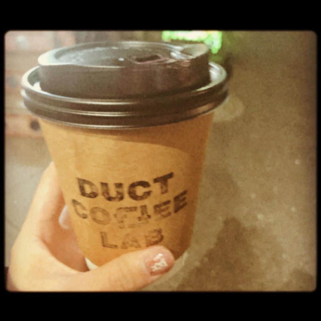 井口裕香さんのインスタグラム写真 - (井口裕香Instagram)「ソイラテ🦦 #ductcoffeelab @duct_coffee_lab」2月26日 15時46分 - ooo31_iguchiyuka_31ooo