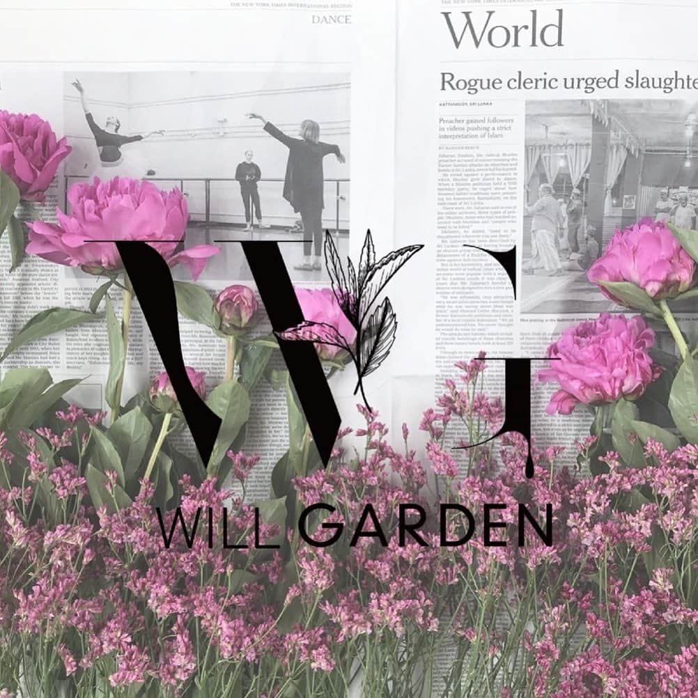 畑野ひろ子のインスタグラム：「【WILL GARDENレッスンのお知らせ】  今までWILL GARDENのレッスン会場としてお世話になったアンジェロコートさんで行う最後のレッスンです。 今までの感謝を込めて、スペシャルなレッスンを開催いたします！  今回は春の花材を使った生花のレッスンと、プロに学ぶ春のメイクレッスンをご一緒にお楽しみいただけます。 メイクレッスンの講師には各メディアで幅広くメイクを手がけ、業界の第一線で活躍するヘア＆メイクアップアーティストの福川雅顕（ふくがわまさあき）さんをお招きいたします！ 普段はなかなか体験できないプロのメイクと、たっぷりの春の花材に囲まれる特別レッスンへのご応募をお待ちしております。  詳細は、 @willgarden_official からお願いします」