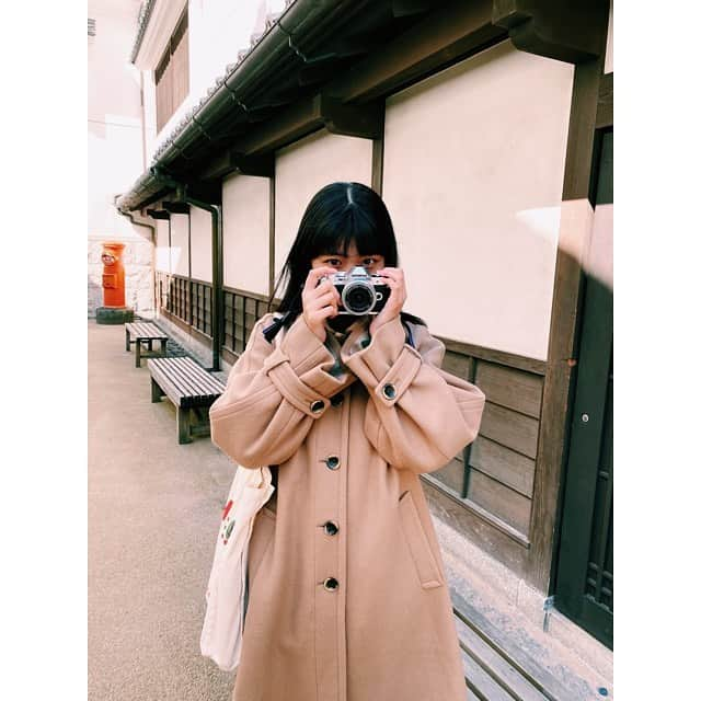 川床明日香さんのインスタグラム写真 - (川床明日香Instagram)「ついに！ 100投稿目です🎊 わーい。わーい。 インスタを始めて2年目、、 いつもゆるっとした投稿なのに、沢山のいいねやコメント、 本当にありがとうございます😊 インスタでみなさんからコメントやDMを頂いて、よし、頑張ろう！って勇気づけられることが増えたような気がします。  もっと、私を発信できるように、更新率上げていきます🙋‍♀️ これからもよろしくお願いします。  スライドしてね→→→ 写真では、100！ありがとうございます😊を表現してます。」2月26日 17時23分 - asuka_tokotoko