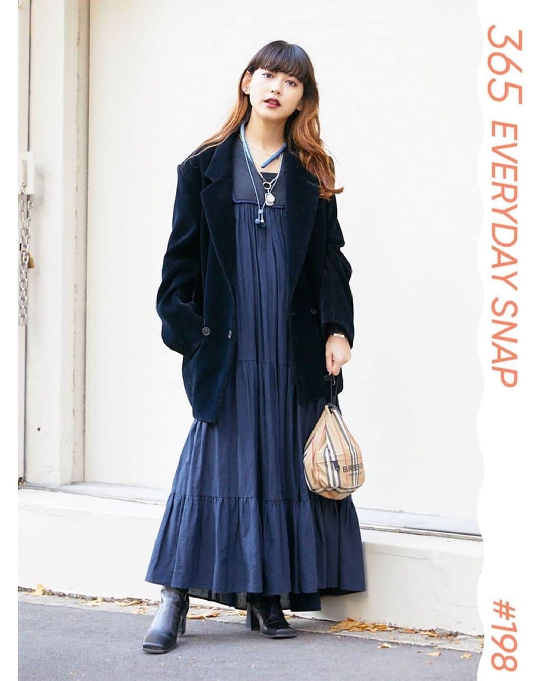 ginza magazineさんのインスタグラム写真 - (ginza magazineInstagram)「大都会、東京の素敵なスポットに集うセンスがいい人をGINZA編集部がキャッチ。⠀⠀⠀⠀ ⠀⠀ 「ダークカラーのべルヴェットがクール。ジャケットとワンピのギャップがいい塩梅」 ⠀⠀ ⠀⠀ 👤 菅沼　ゆり／モデル・タレント⠀ @yurippa93⠀ ⠀ アウター： perverse⠀ ワンピース：FUMIE TANAKA⠀ シューズ：the virgins⠀ バッグ：BURBERRY⠀ ネックレス：MARTINEALI⠀ イヤリング：BEAMS⠀ リング：TOMWOOD⠀ ⠀ ここでスナップ ⠀⠀⠀ 3-9-12HIGASHI／コンセプトショップ⠀ 東京都渋谷区東 3-9-12⠀ @3912higashi⠀ ⠀⠀⠀ #ginzamagazine #styling #snap #ファッションスナップ #365日おしゃれスナップ」2月26日 17時40分 - ginzamagazine