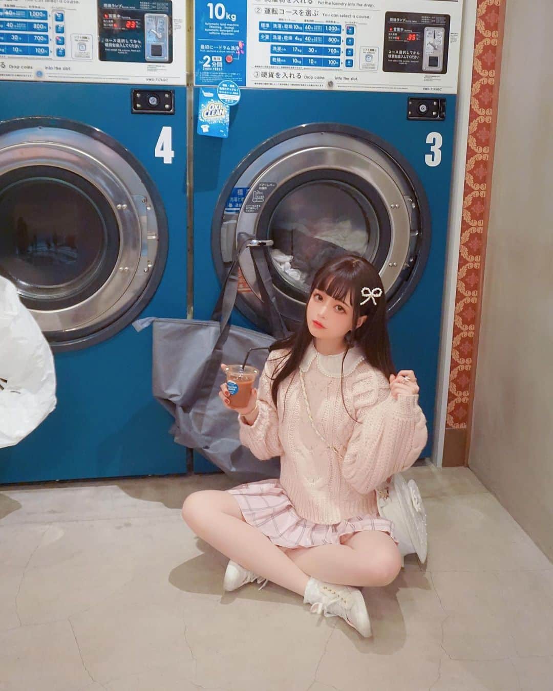Chikako千佳子さんのインスタグラム写真 - (Chikako千佳子Instagram)「💙🤍💙🤍💙🤍 #フレディレックウォッシュサロン」2月26日 18時06分 - cindychikako
